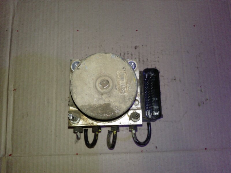 Блок ABS (насос)