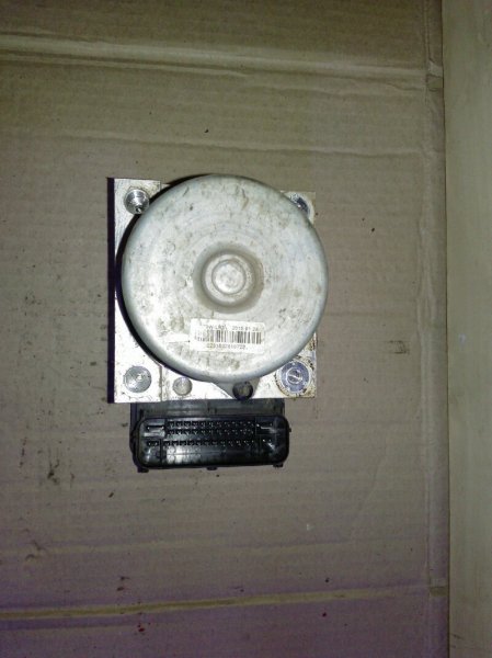 Блок ABS (насос)