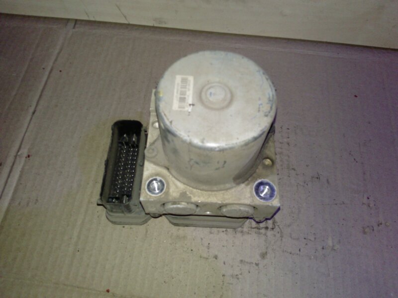 Блок ABS (насос)