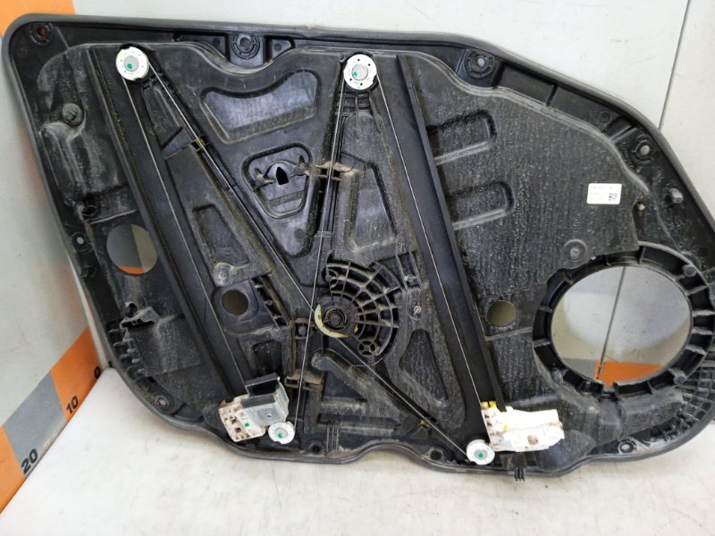 Стеклоподъемник электр. передний правый