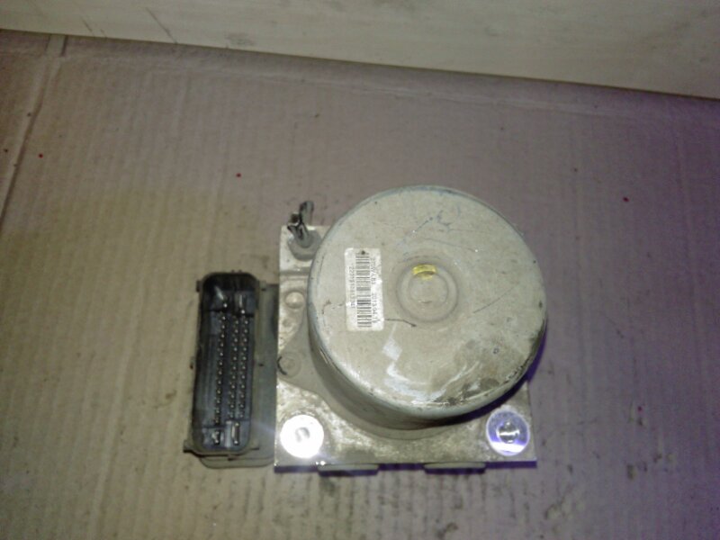 Блок ABS (насос)