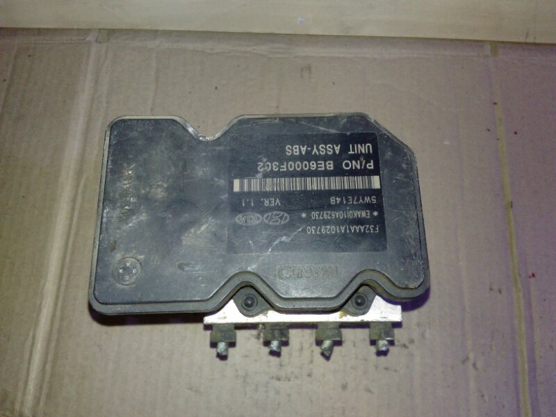 Блок ABS (насос)