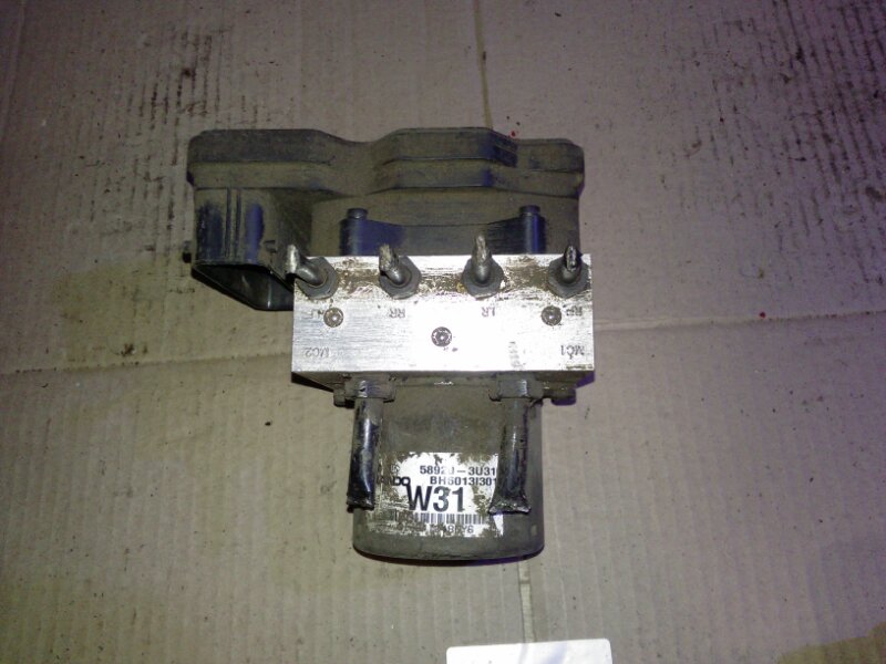 Блок ABS (насос)