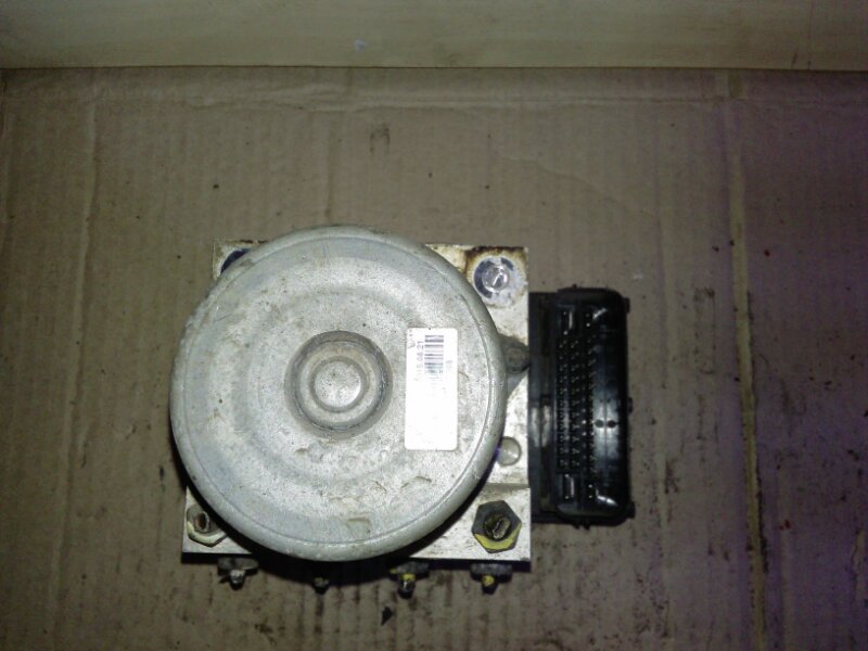 Блок ABS (насос)