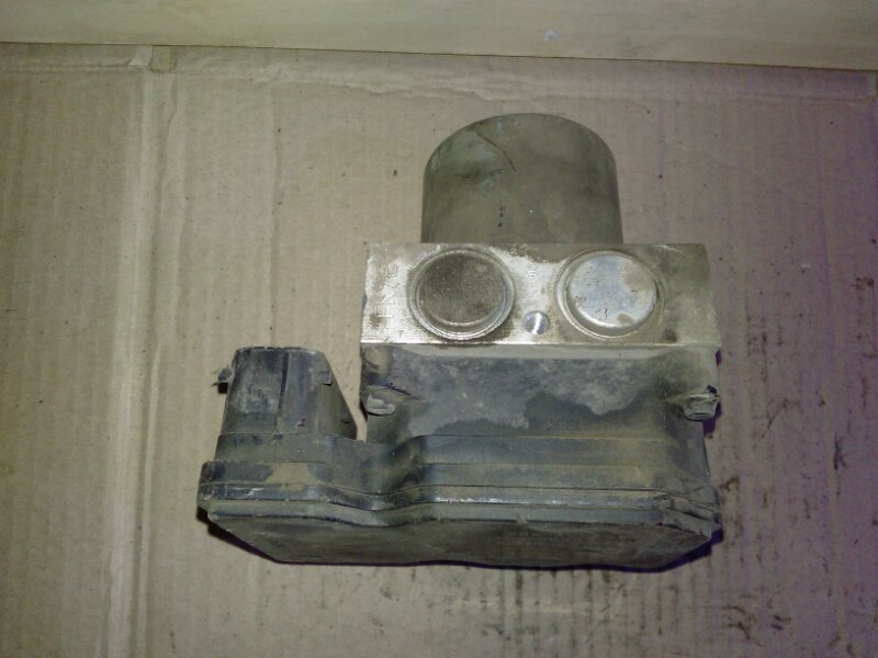 Блок ABS (насос)