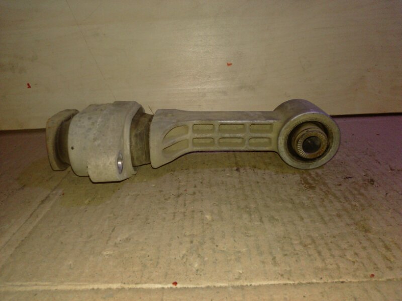 Опора двигателя