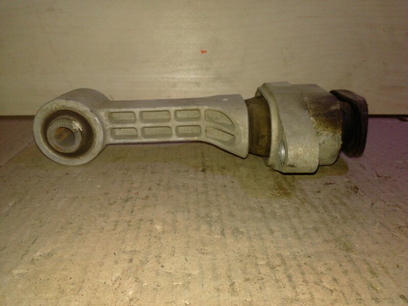 Опора двигателя