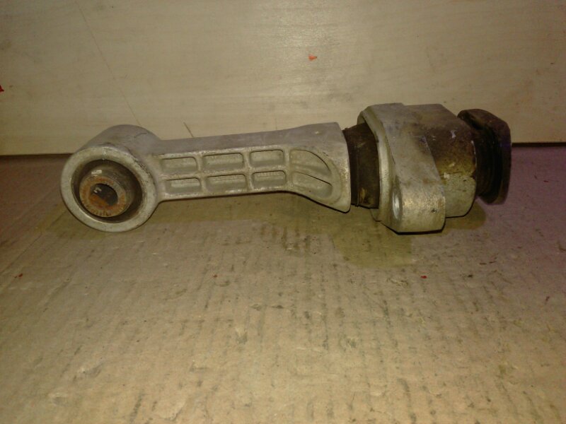 Опора двигателя