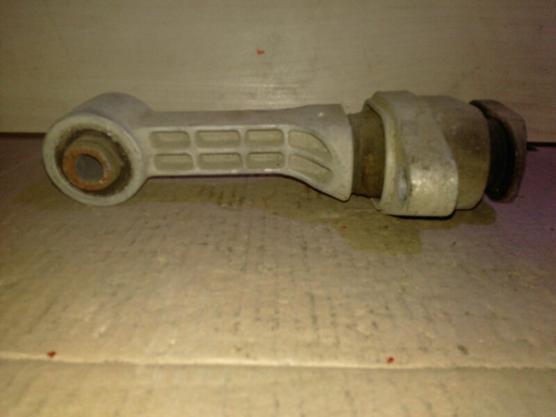 Опора двигателя