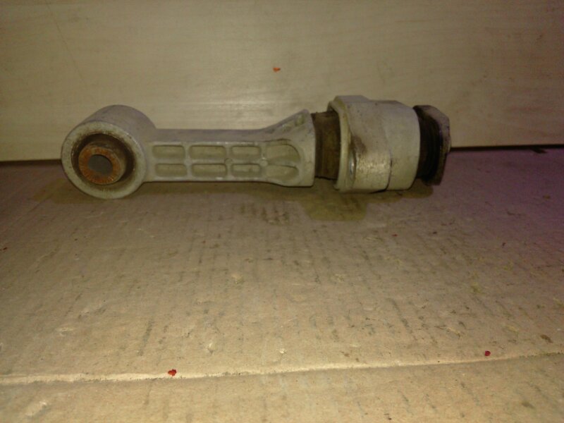 Опора двигателя