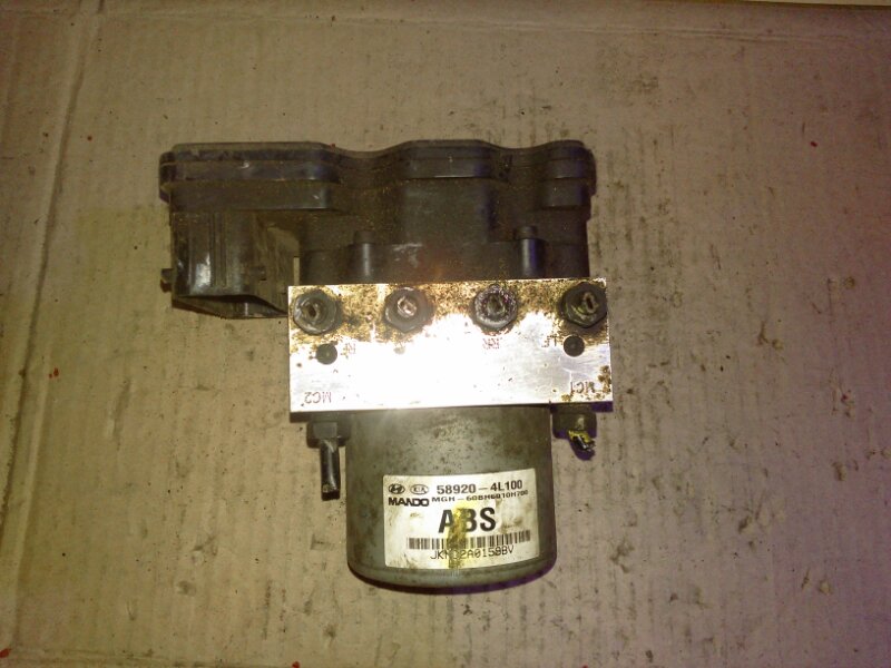 Блок ABS (насос)