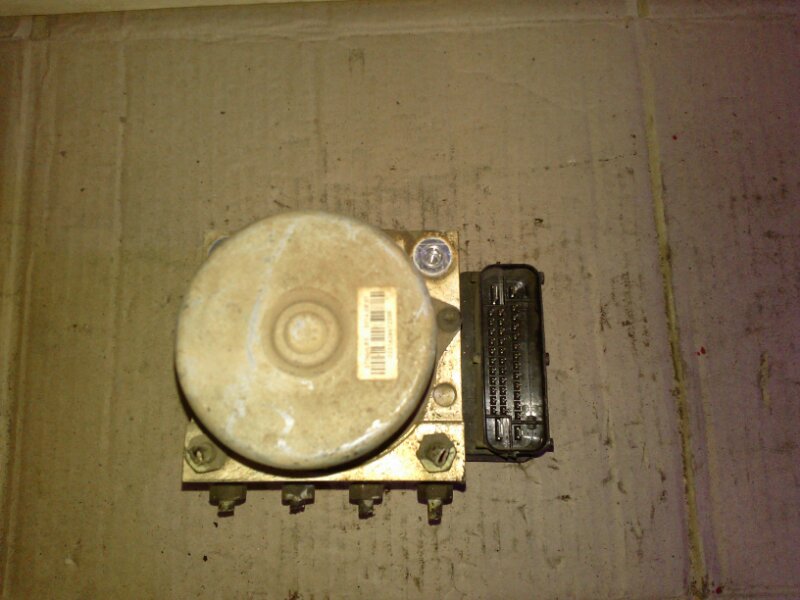 Блок ABS (насос)