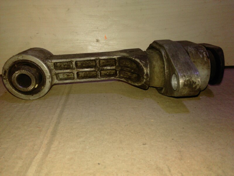 Опора двигателя