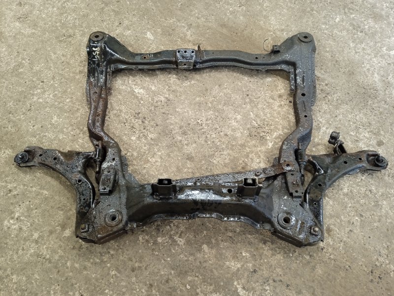 Балка подмоторная