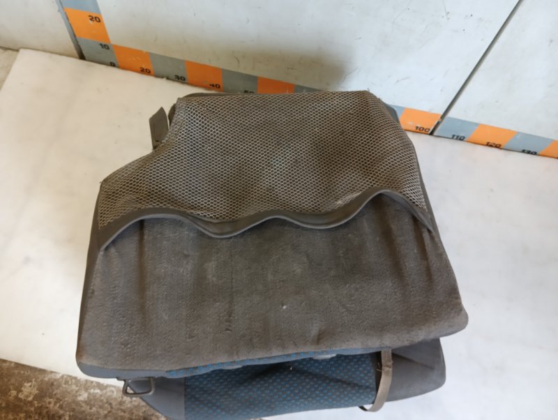 Сиденье салонное