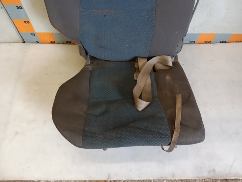 Сиденье салонное