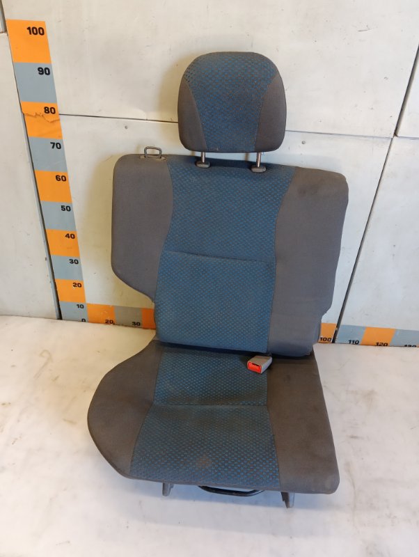 Сиденье салонное