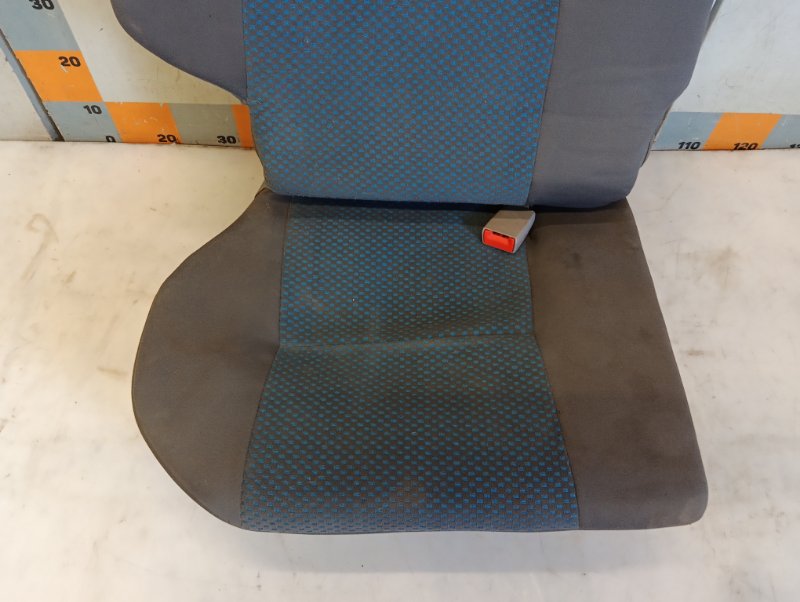 Сиденье салонное