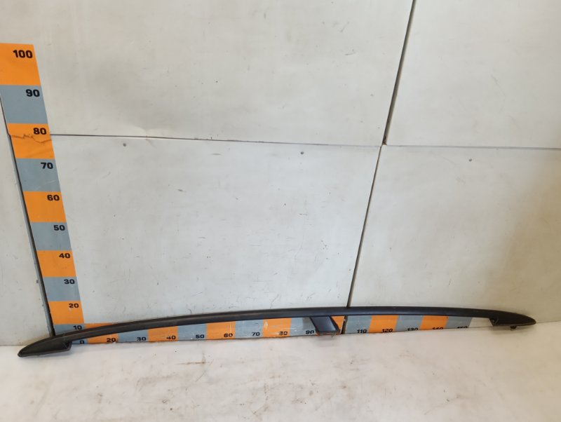 Рейлинг (релинг) левый (планка на крышу)