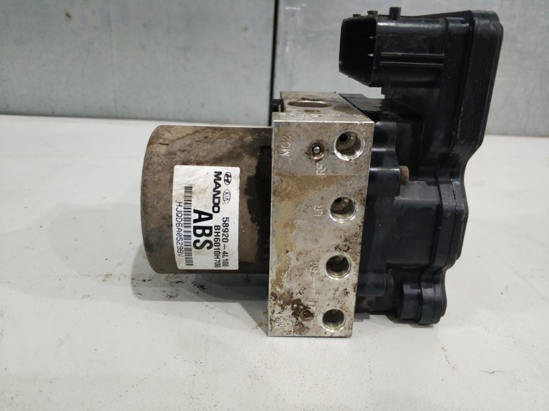 Блок ABS (насос)