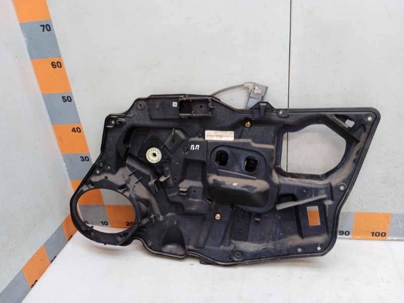 Стеклоподъемник электр. передний правый