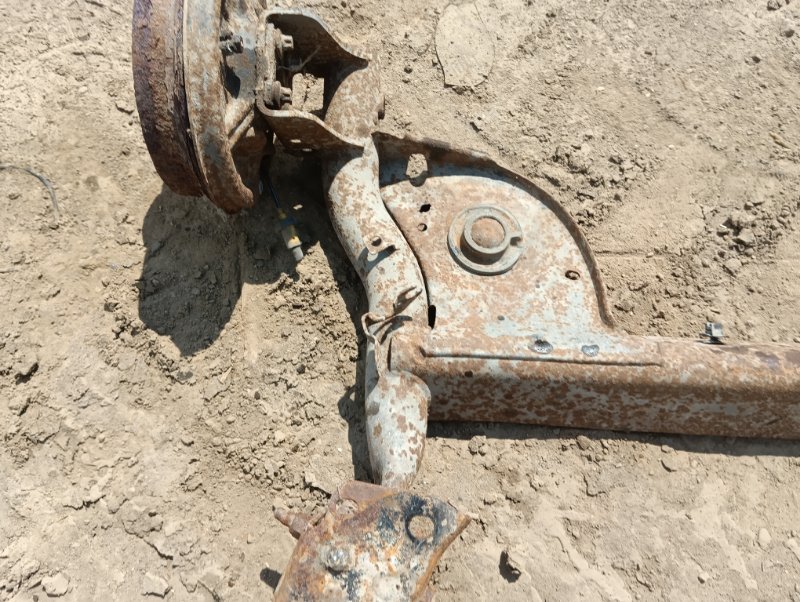 Балка задняя