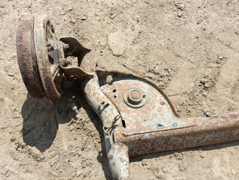 Балка задняя