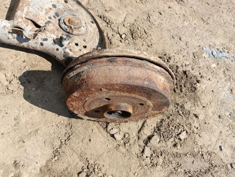 Балка задняя