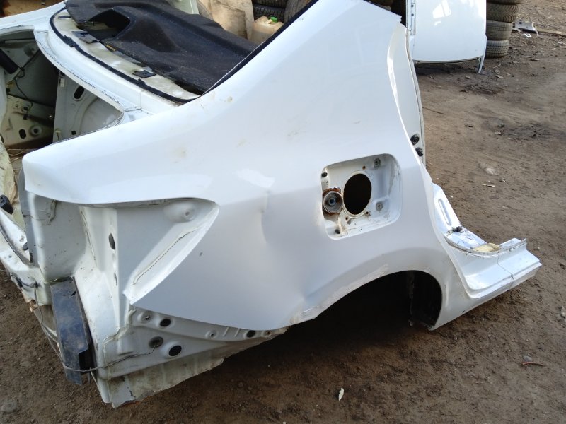 Кузовной элемент