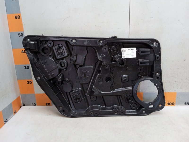 Стеклоподъемник электр. передний левый