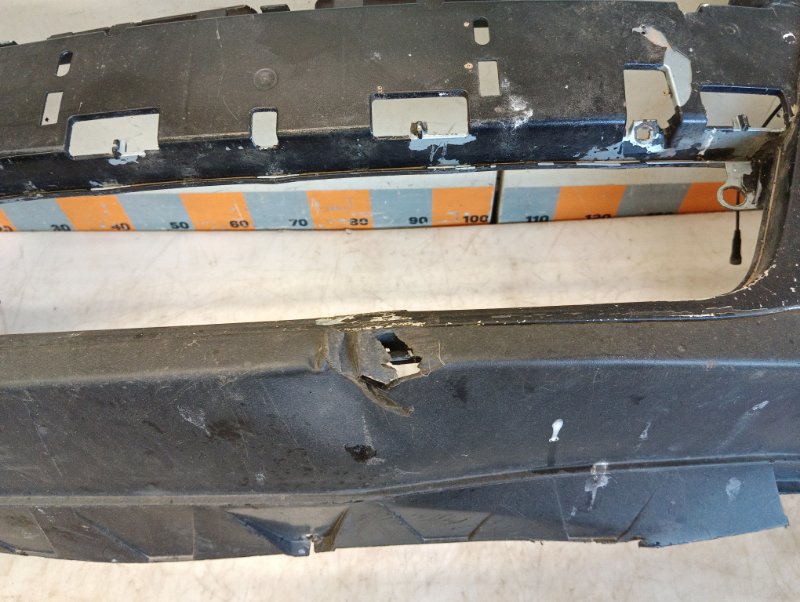 Бампер передний