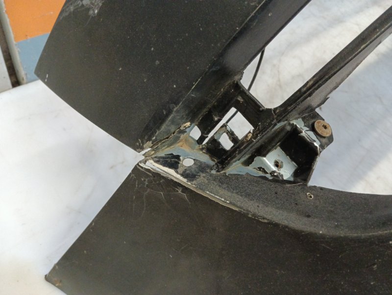 Бампер передний