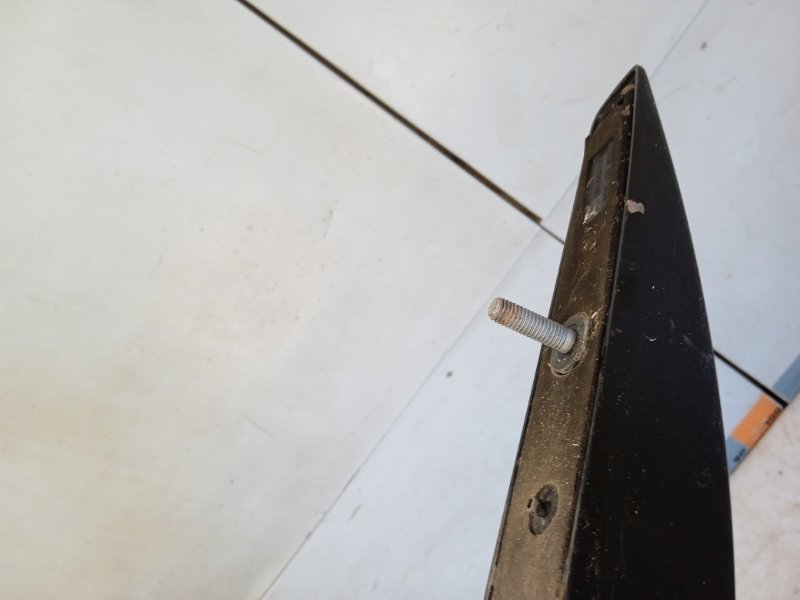 Рейлинг (релинг) правый (планка на крышу)