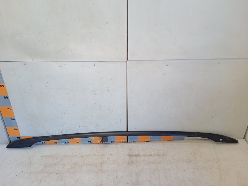 Рейлинг (релинг) правый (планка на крышу)