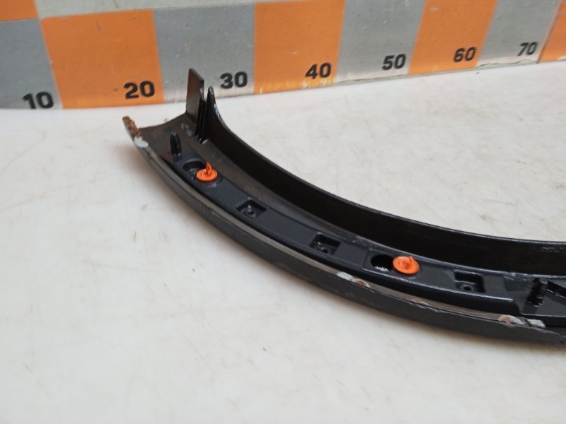 Накладка заднего крыла левого