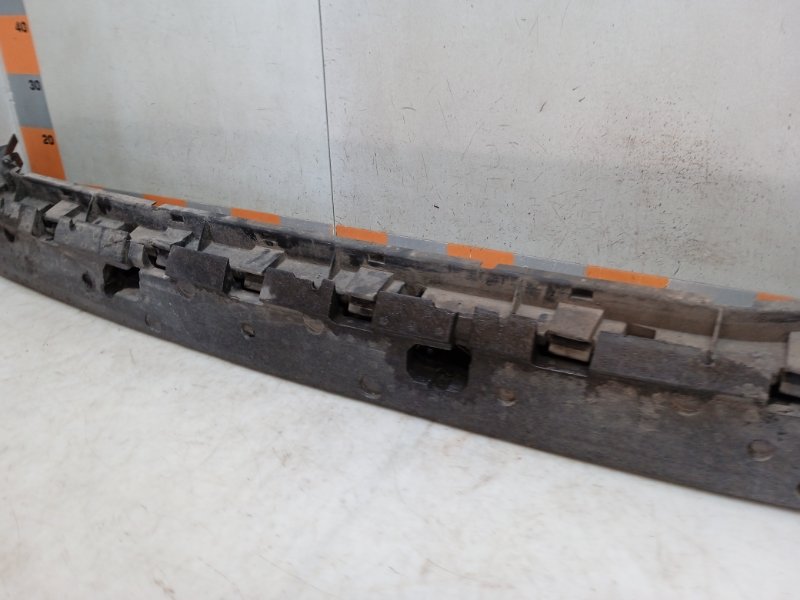 Усилитель заднего бампера