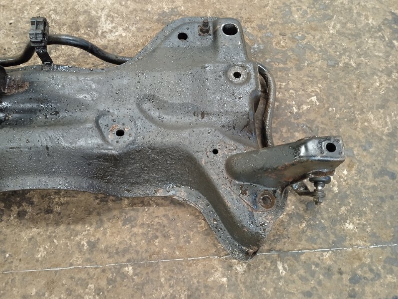 Балка подмоторная