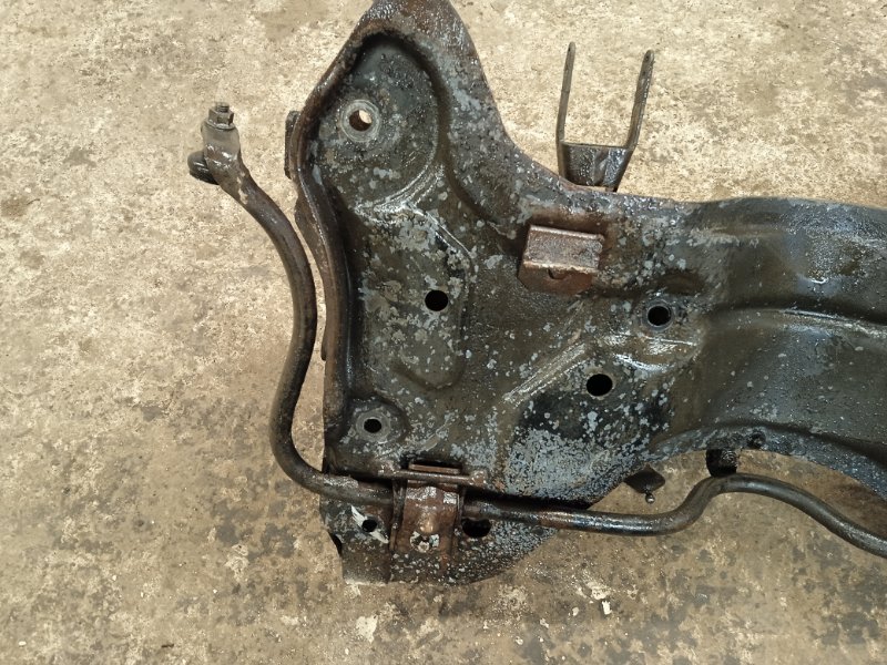 Балка подмоторная