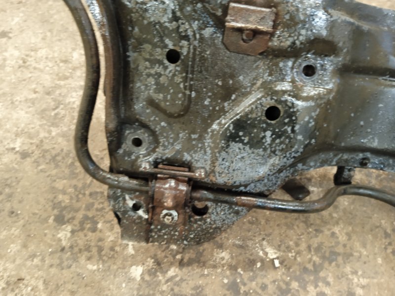 Балка подмоторная