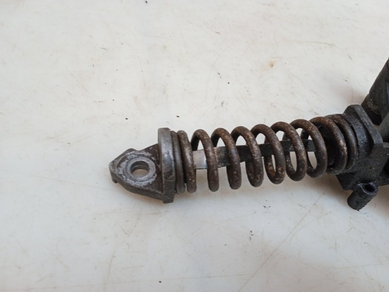 Ролик-натяжитель