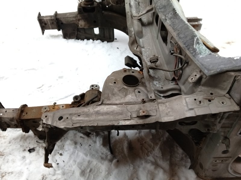 Лонжерон передний левый