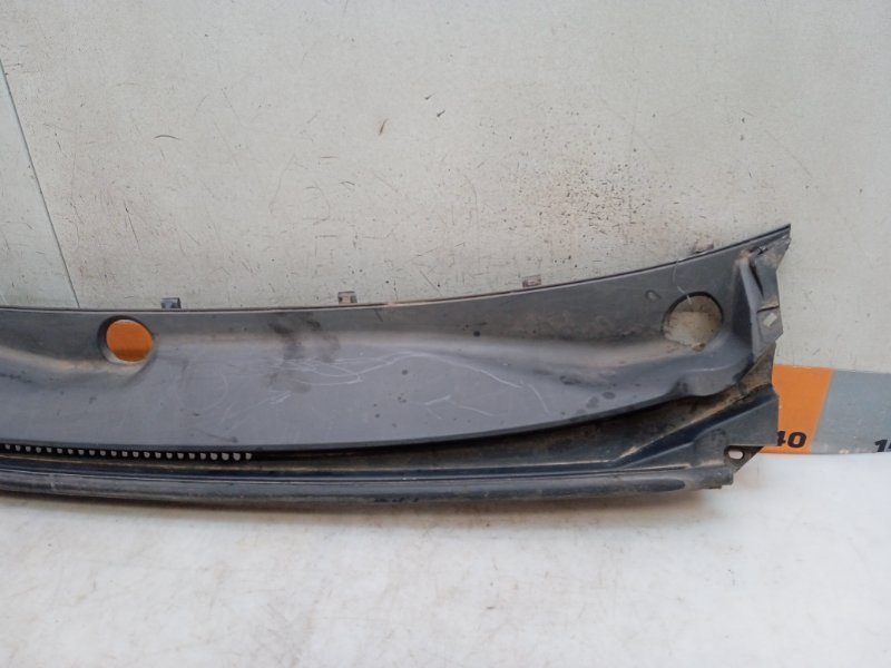 Решетка стеклоочистителей (Жабо)