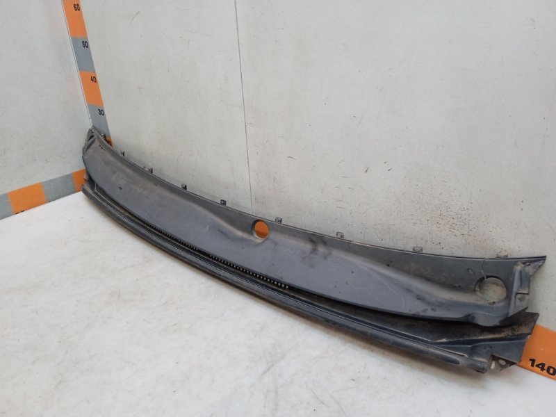 Решетка стеклоочистителей (Жабо)