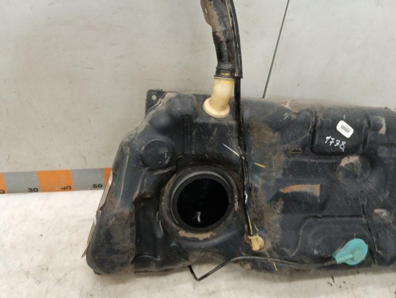 Бак топливный