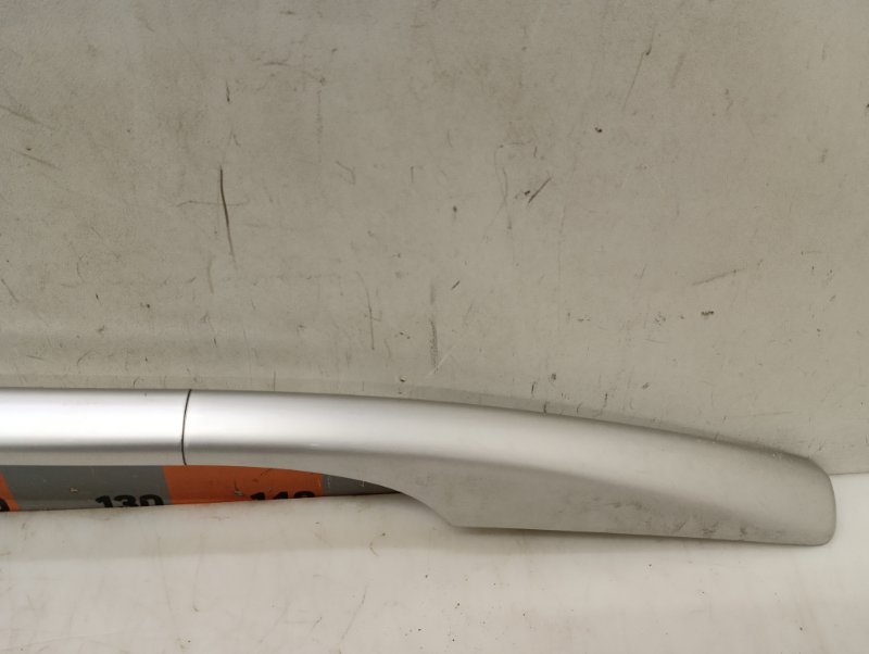 Рейлинг (релинг) правый (планка на крышу)