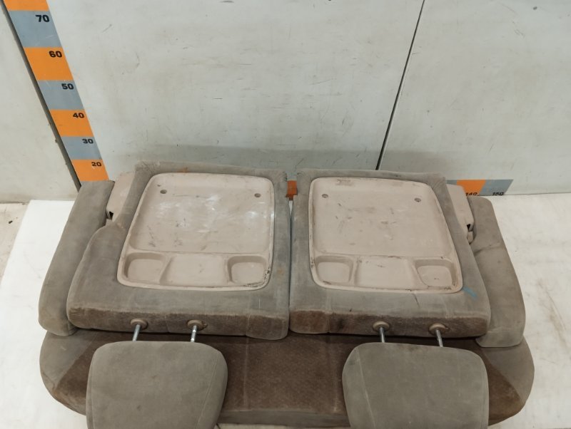 Сиденье салонное