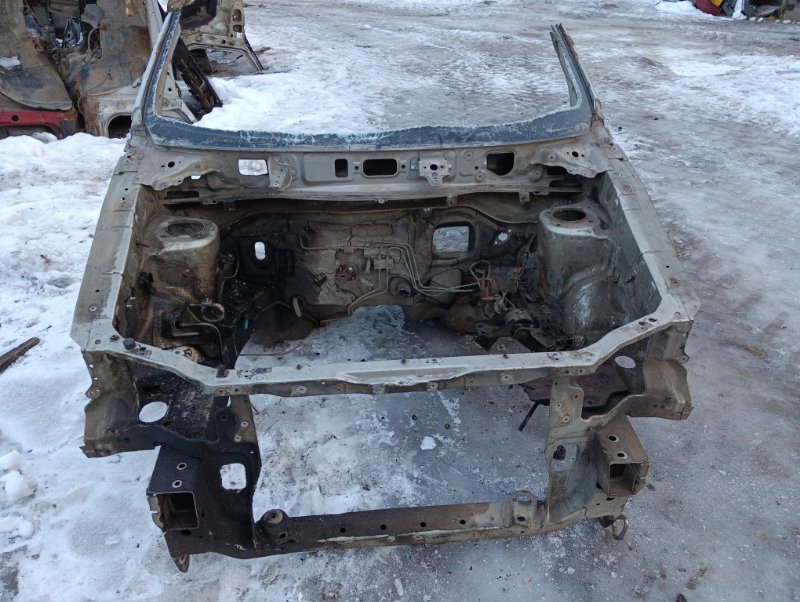 Кузовной элемент