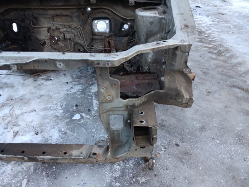 Кузовной элемент