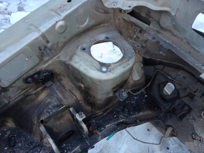 Лонжерон передний правый