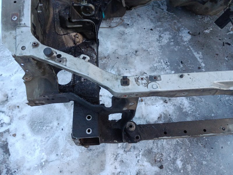 Лонжерон передний правый